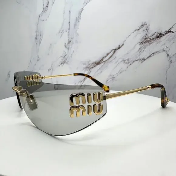 New MIU MIU Sunglasses - Picture 5 of 16